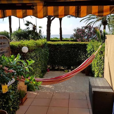T2 rez de jardin front de mer Cannes Exterior foto
